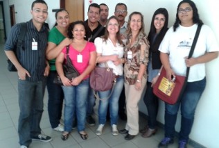 Servidores acompanharam a votação