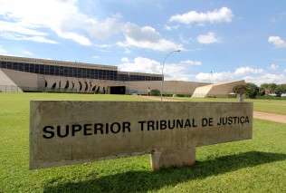 STJ