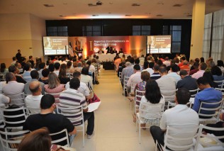 Congresso reuniu representantes de diversas entidades sindicais do Estado.