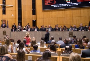posse deputados